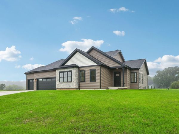 4991 Scenic Oak Drive, Cottage Grove, WI 53527