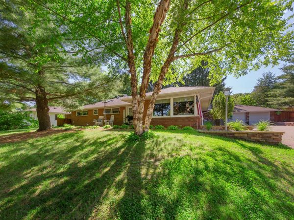 716 N 8th Street , Saint Peter, MN 56082
