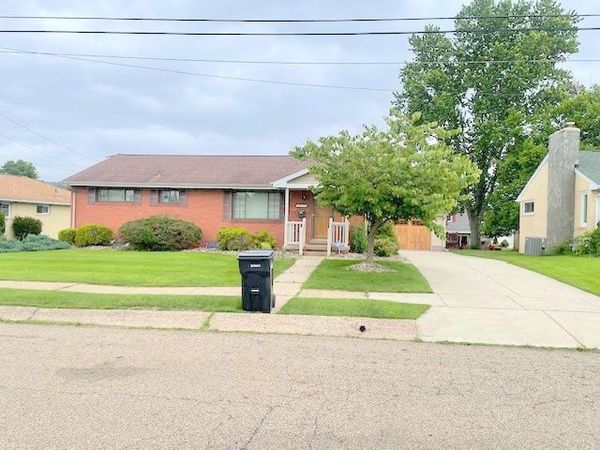 506 Ritchie Place , Aliquippa, PA 15001