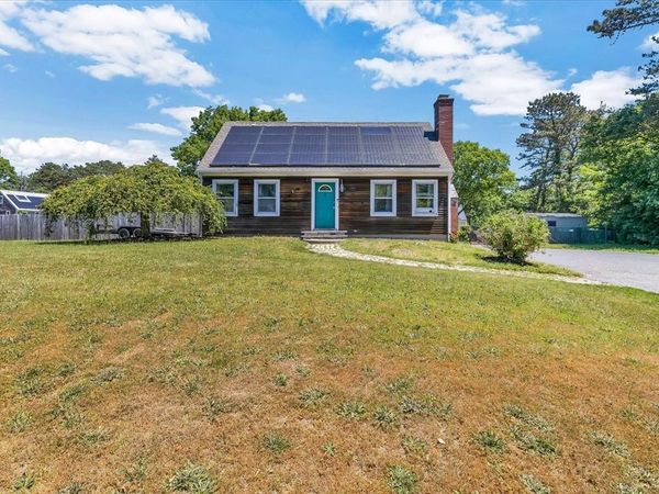 1 Jody Ln, Sandwich, MA 02644