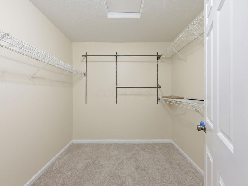 2830 Abbey Knoll Drive, Lewis Center, OH 43035 Photo 24