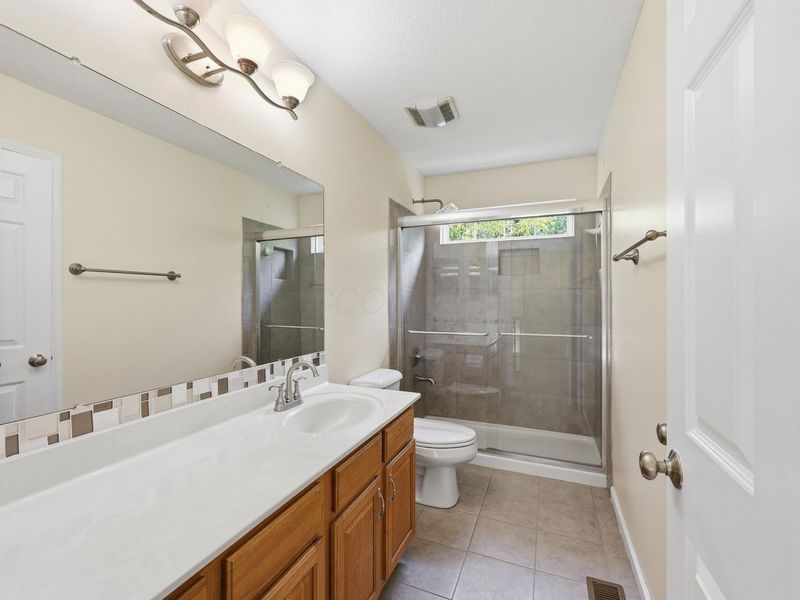 2830 Abbey Knoll Drive, Lewis Center, OH 43035 Photo 26