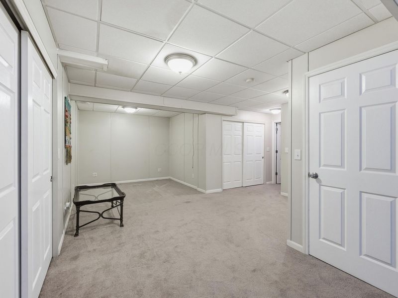 2830 Abbey Knoll Drive, Lewis Center, OH 43035 Photo 32