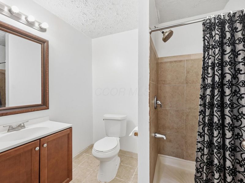 2830 Abbey Knoll Drive, Lewis Center, OH 43035 Photo 34