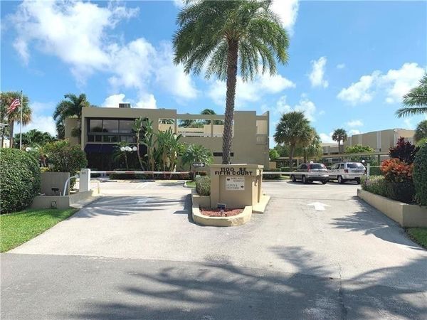 1100 SE 5th Court, Unit 55, Pompano Beach, FL 33060