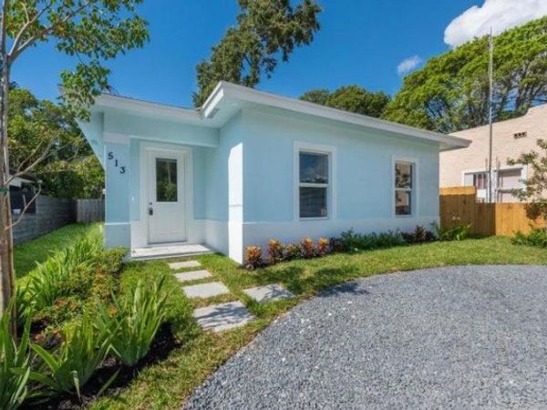 513 6th Avenue S, Lake Worth Beach, FL 33460
