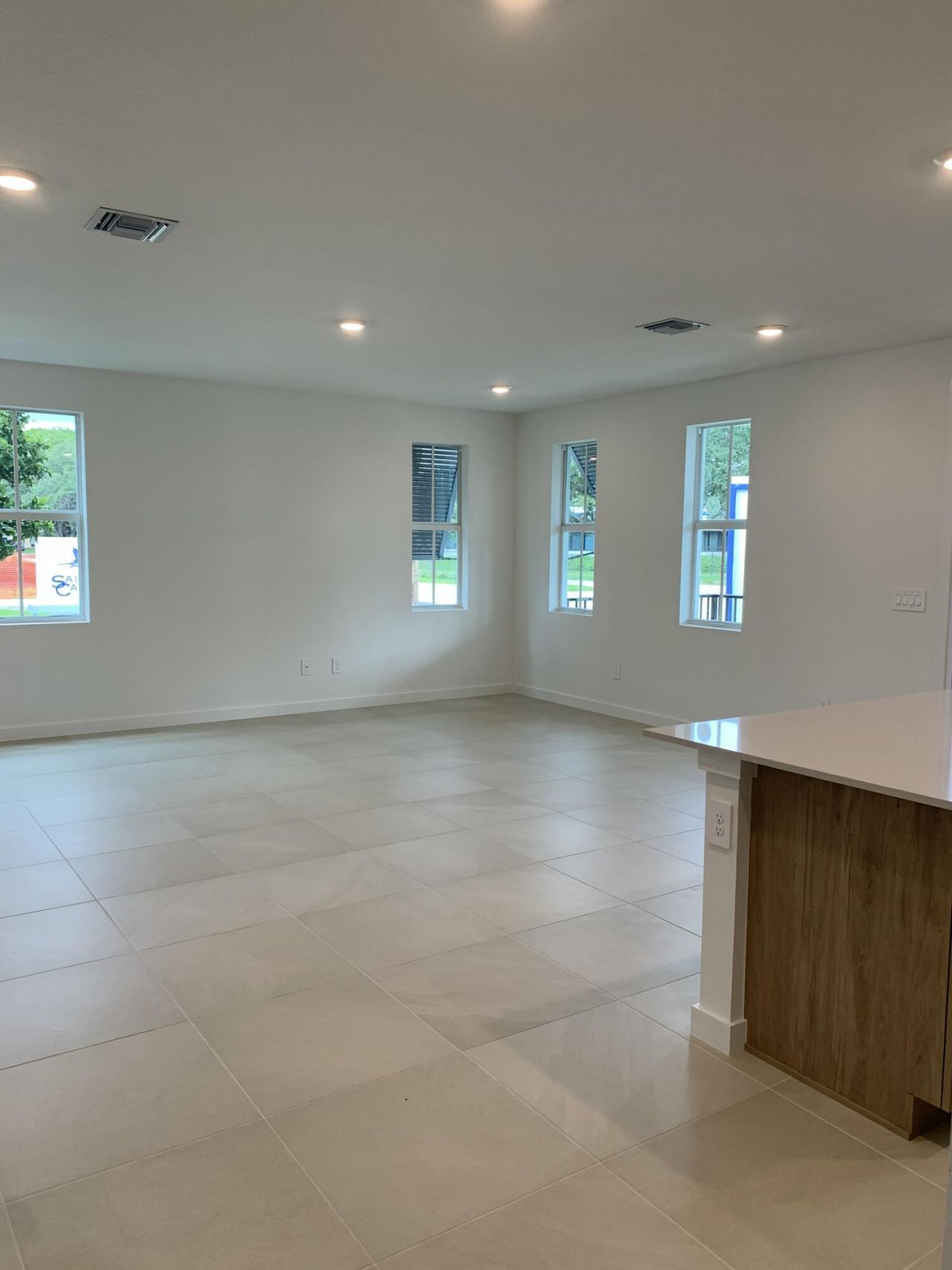 747 SE Central Parkway, Unit 43, Stuart, FL 34994 Photo