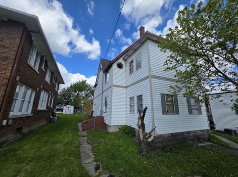 Main Photo