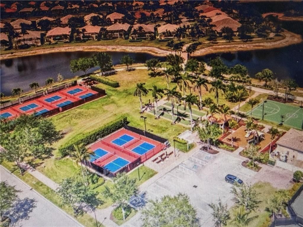 8736 Querce Ct, Naples, FL 34114 Photo