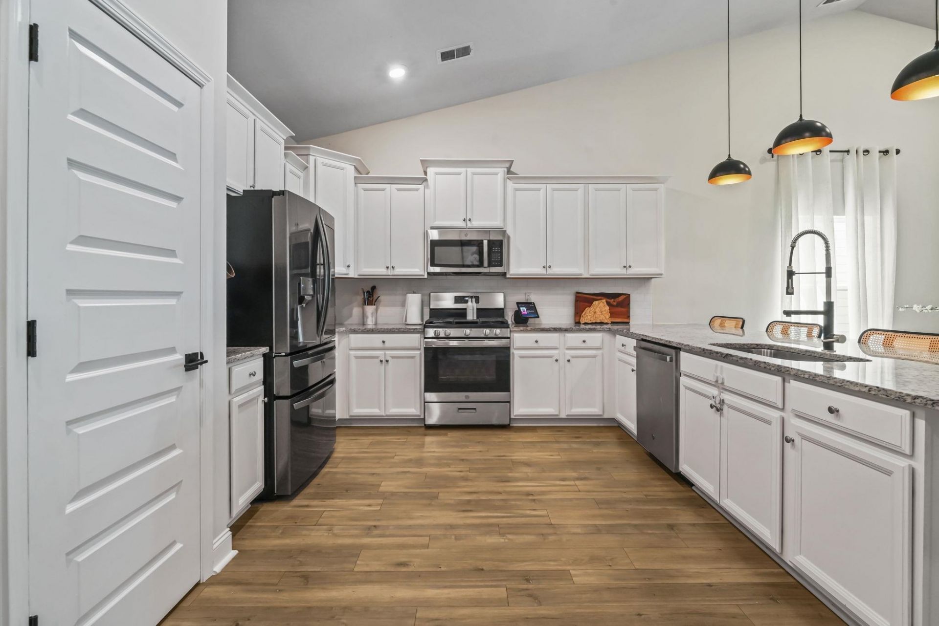 2407 Blue Crane Circle  Photo 11
