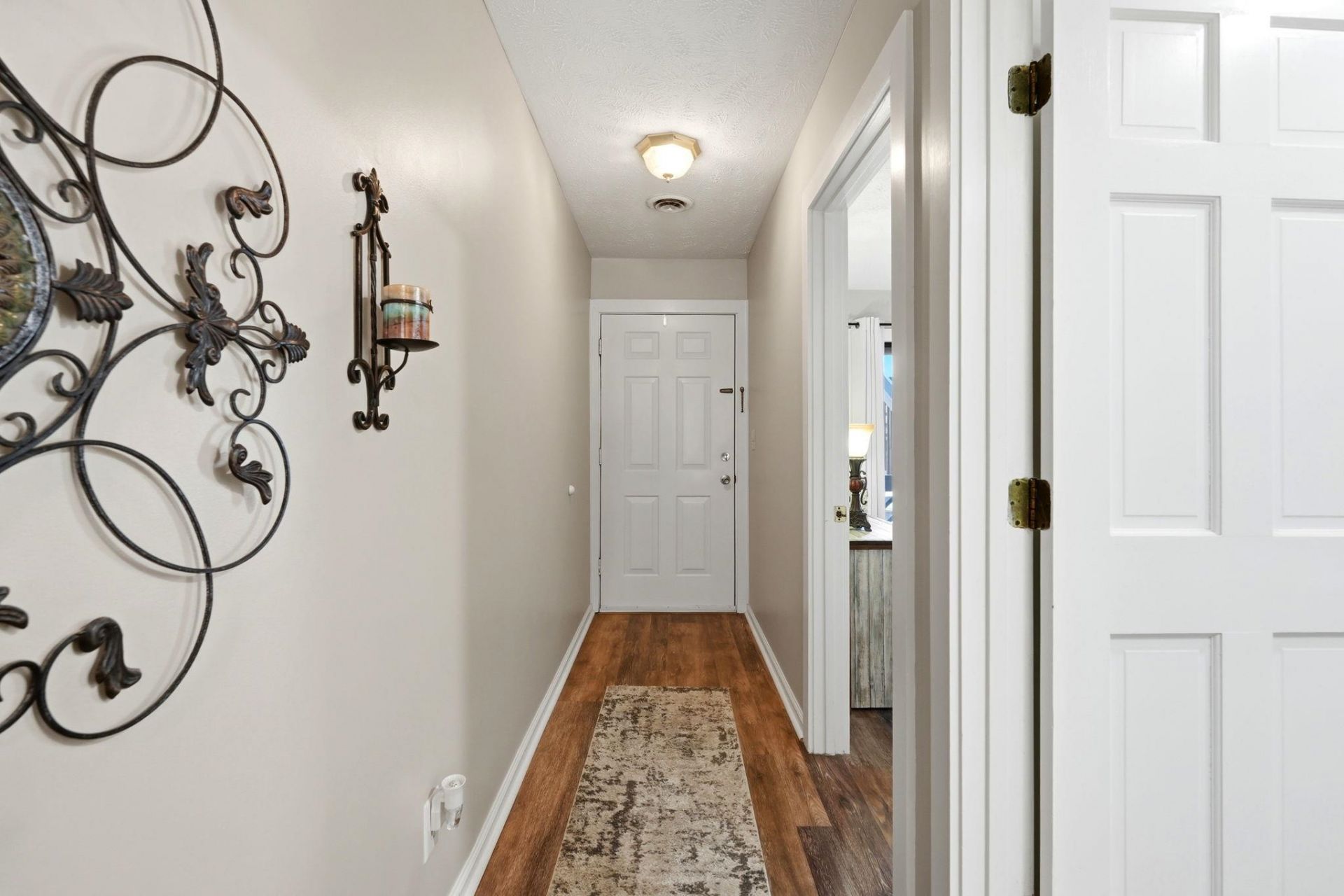 9621 Shore Dr.  Photo 4