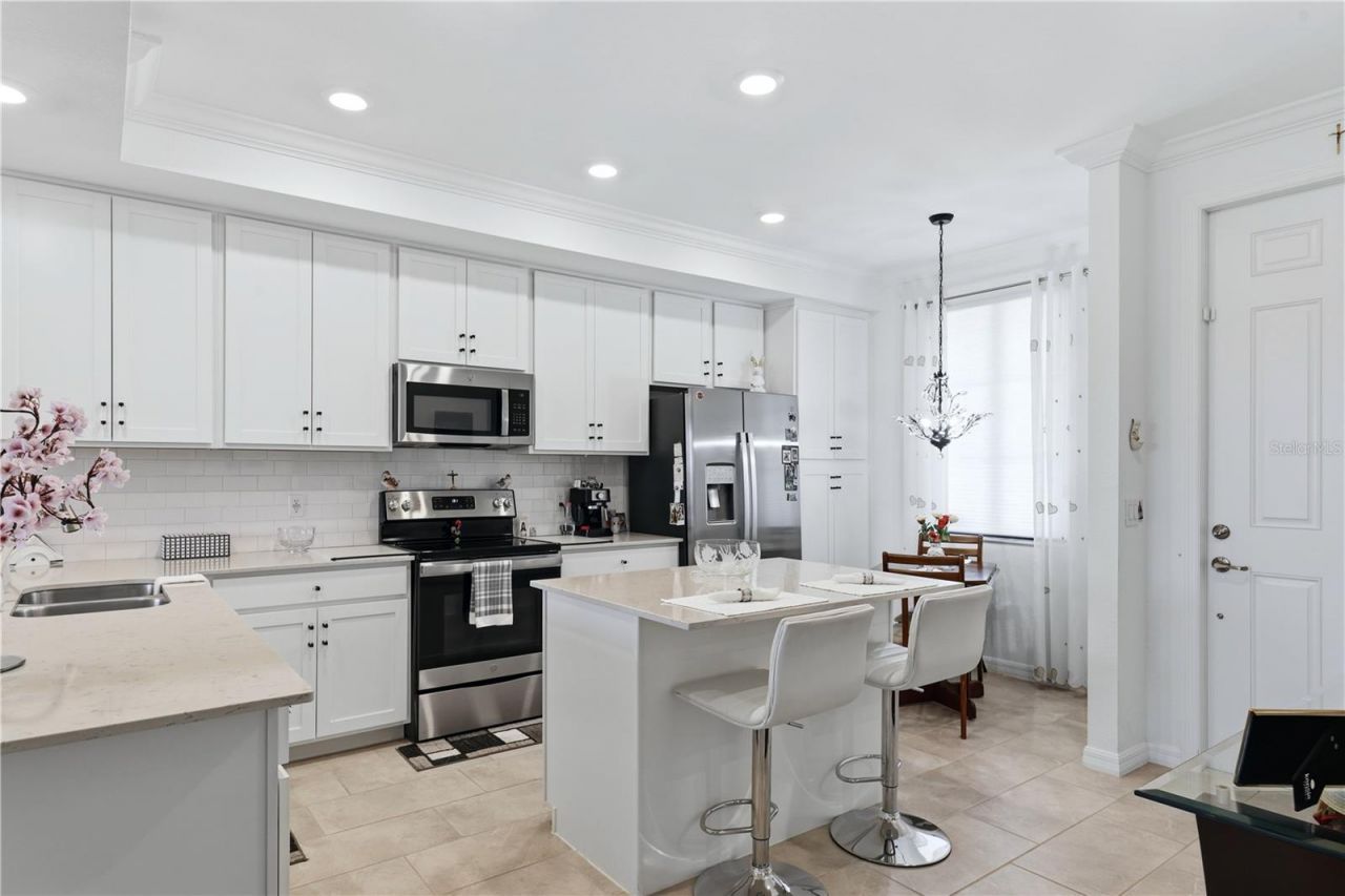 17902 Gawthrop Drive , Unit 305, Bradenton, FL 34211 Photo