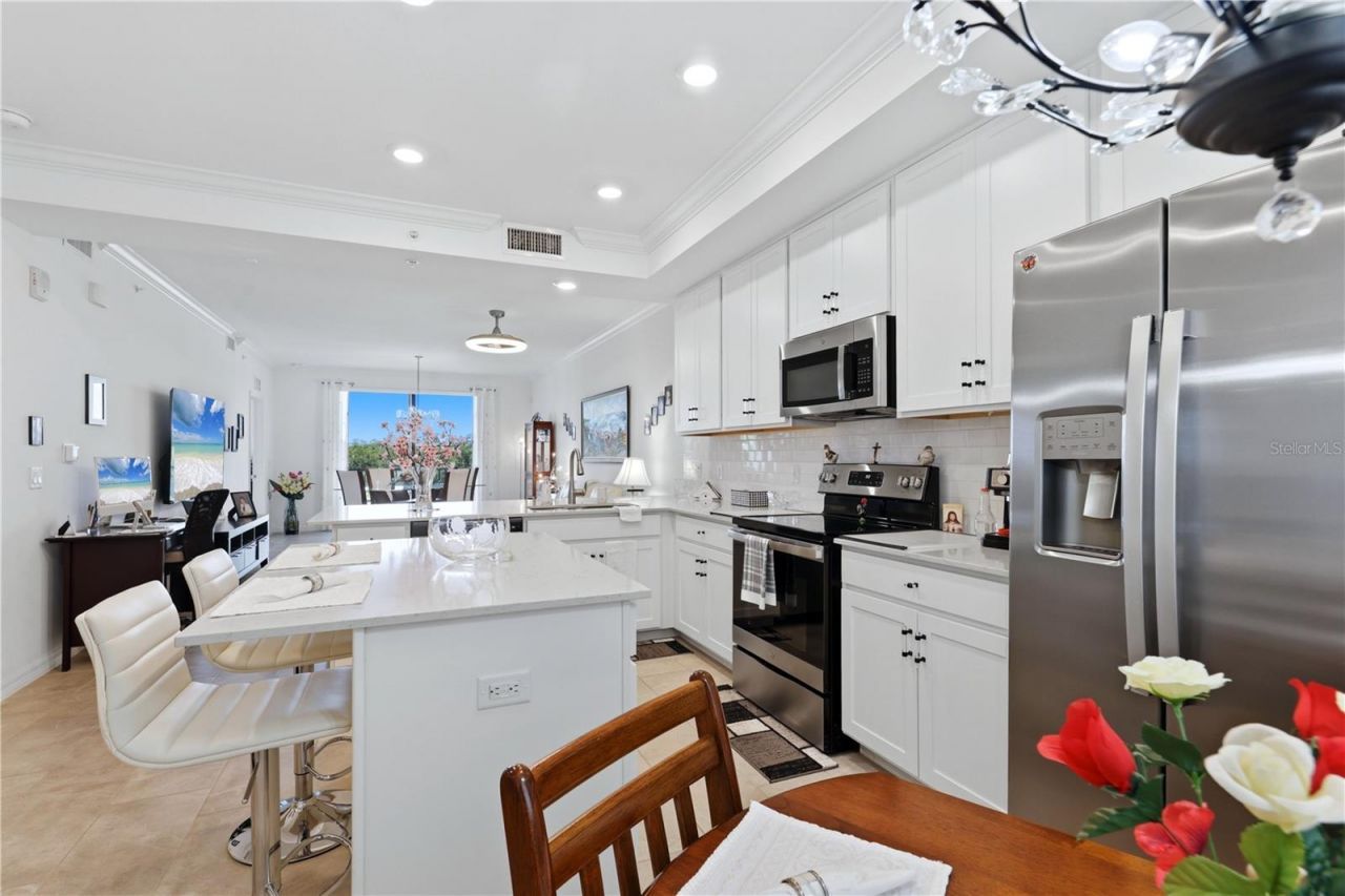 17902 Gawthrop Drive , Unit 305, Bradenton, FL 34211 Photo