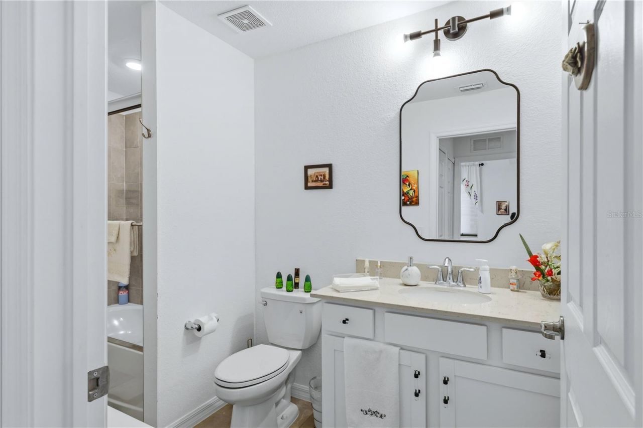 17902 Gawthrop Drive , Unit 305, Bradenton, FL 34211 Photo