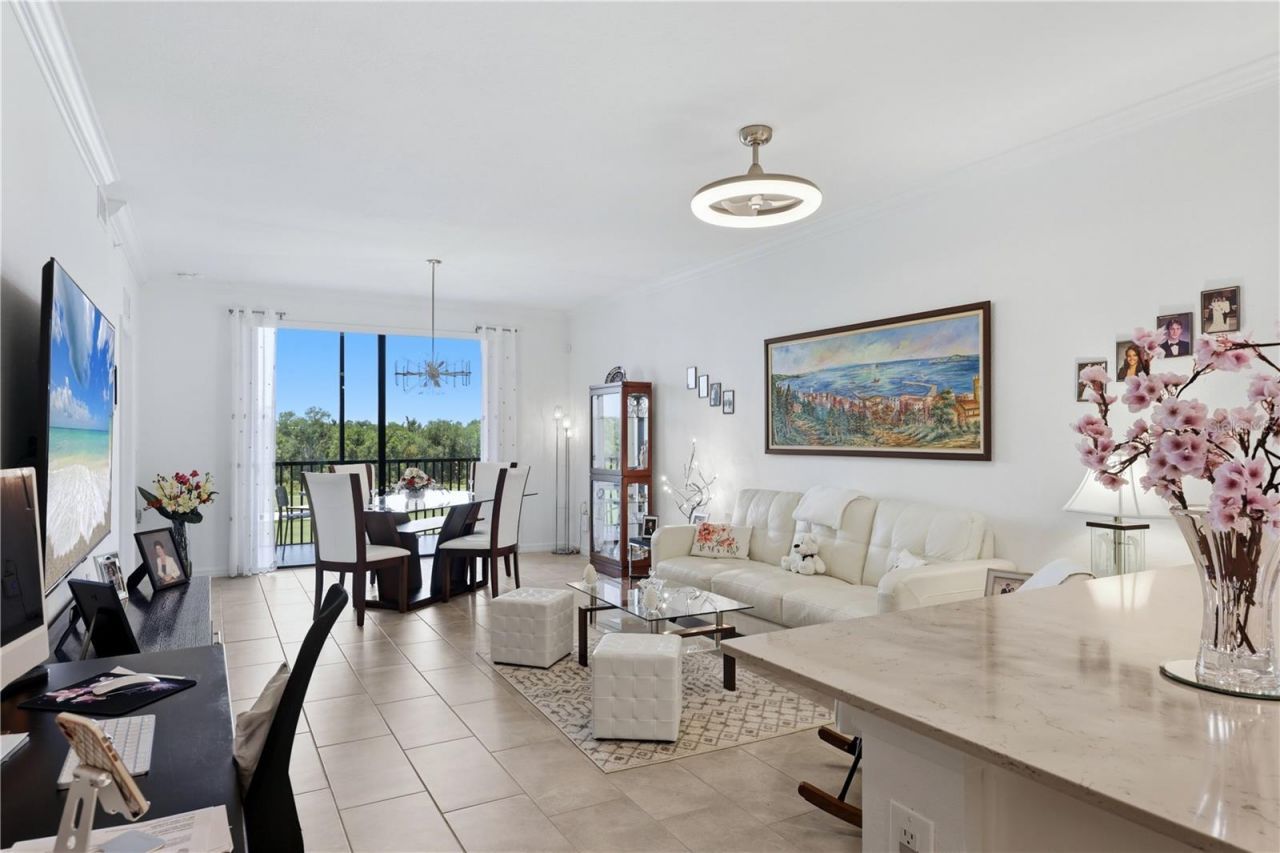 17902 Gawthrop Drive , Unit 305, Bradenton, FL 34211 Photo