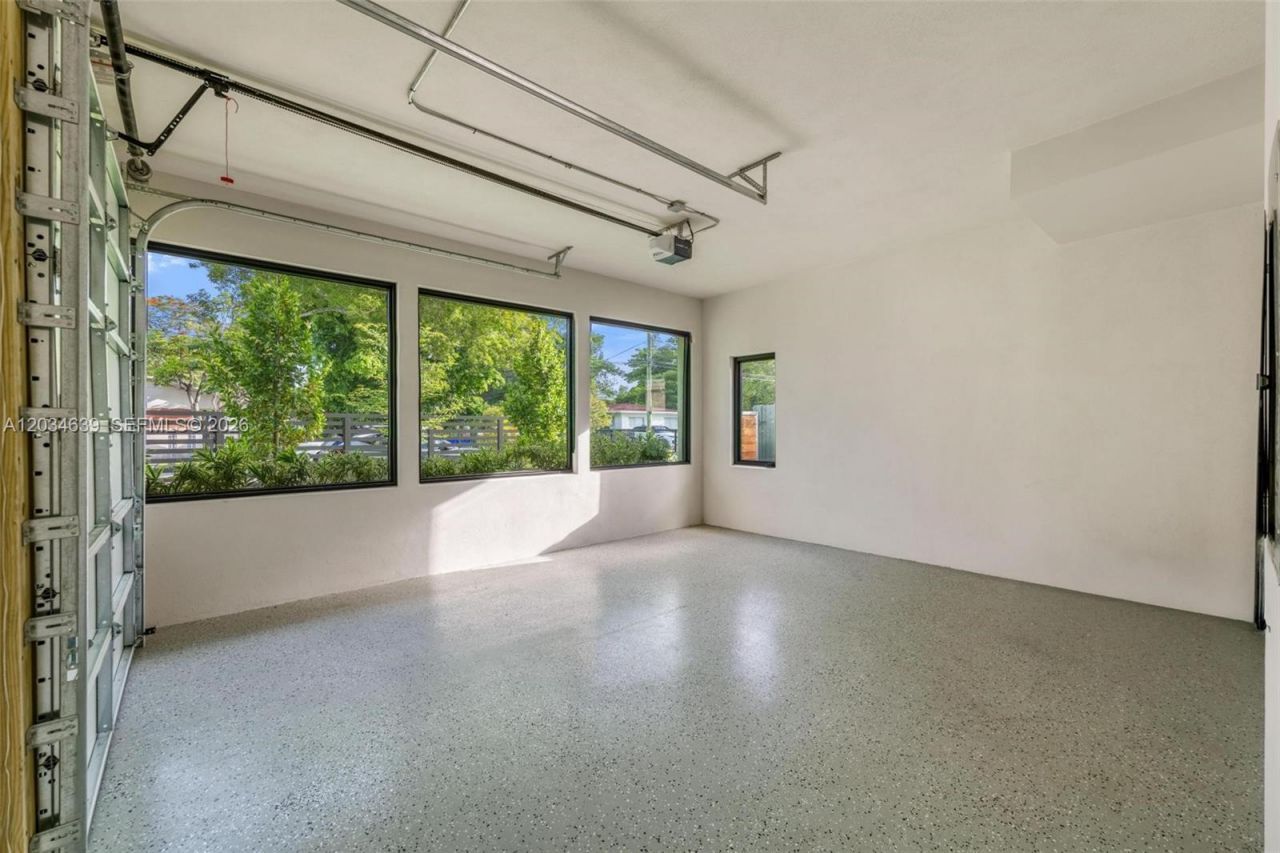 43 NW 42nd St , Miami, FL 33127 Photo