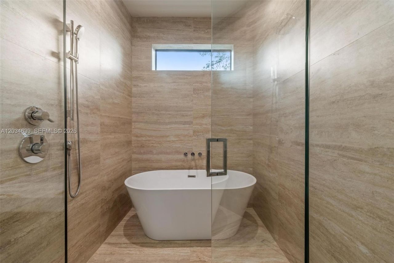 43 NW 42nd St , Miami, FL 33127 Photo