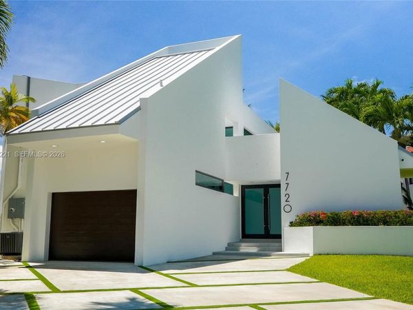 7720 Miami View Dr , North Bay Village, FL 33141