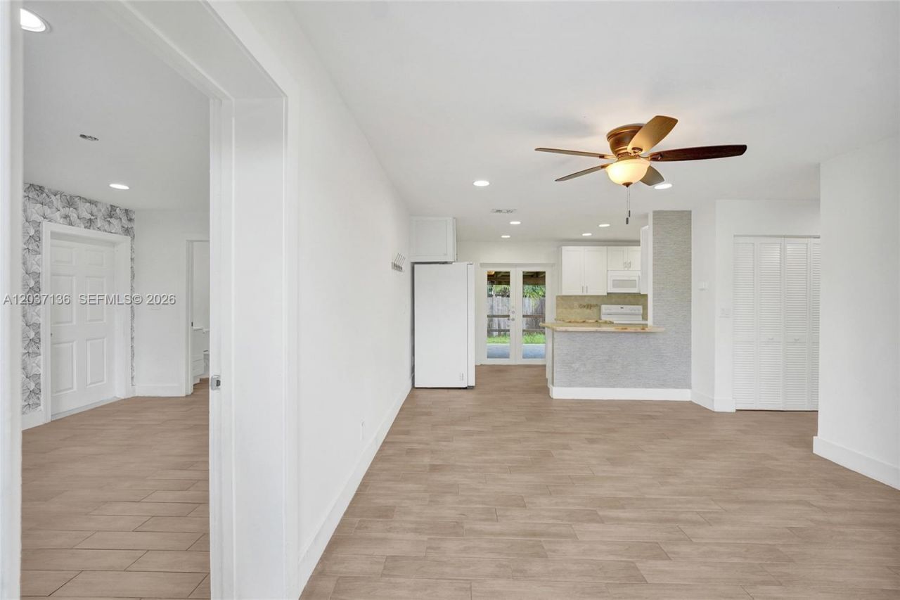 5701 SW 37th St, Davie, FL 33314 Photo