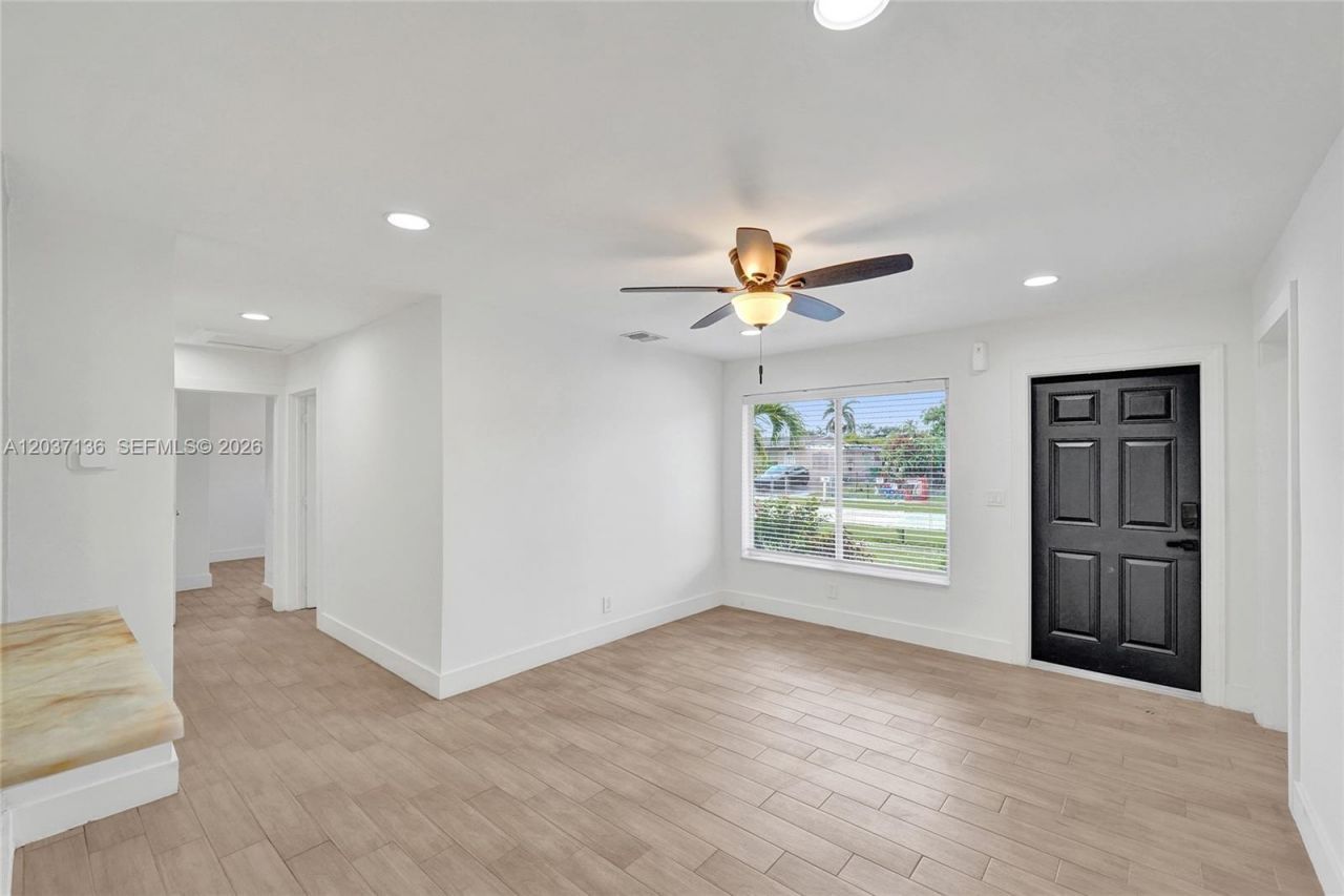 5701 SW 37th St, Davie, FL 33314 Photo