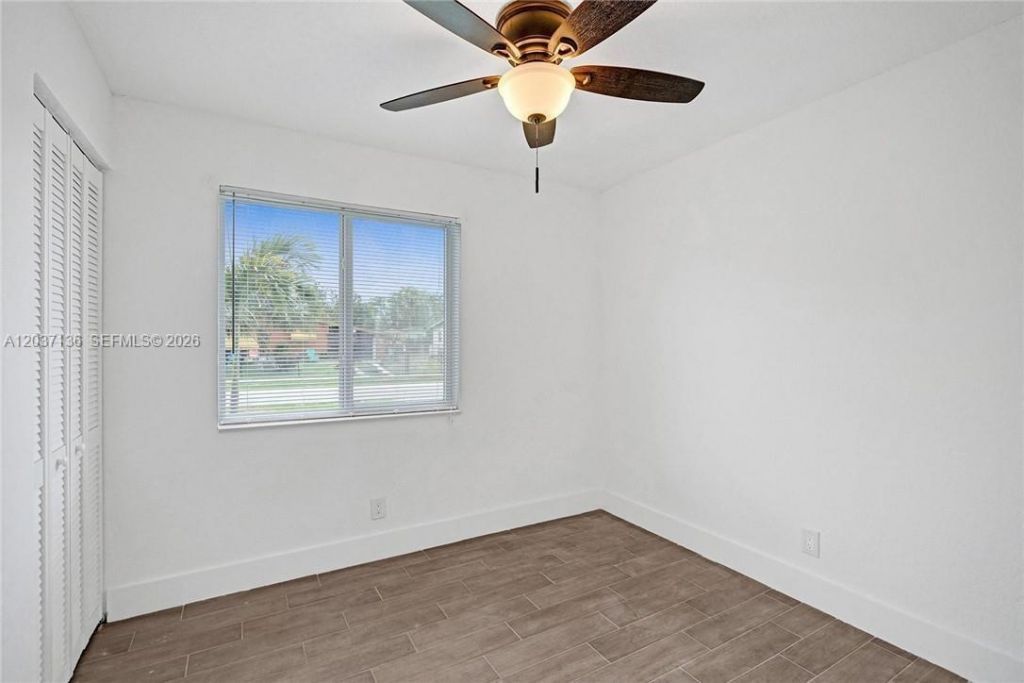 5701 SW 37th St, Davie, FL 33314 Photo