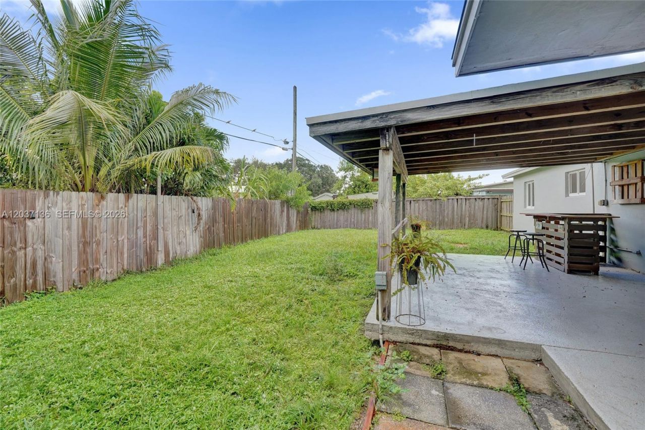 5701 SW 37th St, Davie, FL 33314 Photo