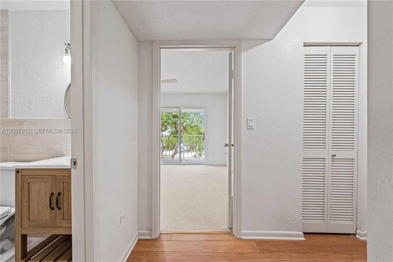 92550 Overseas Hwy , Unit 214, Tavernier, FL 33070 Photo