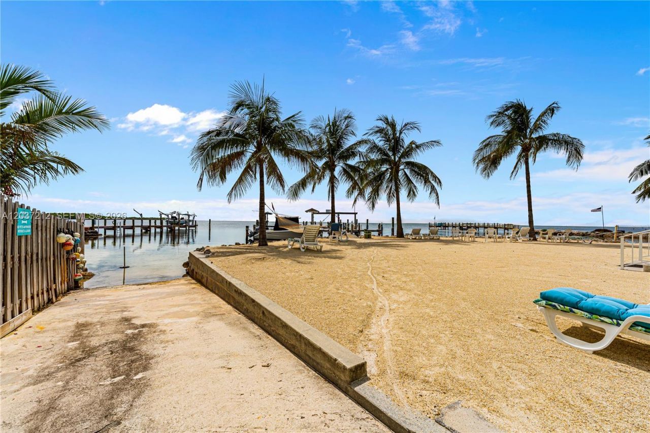 92550 Overseas Hwy , Unit 214, Tavernier, FL 33070 Photo