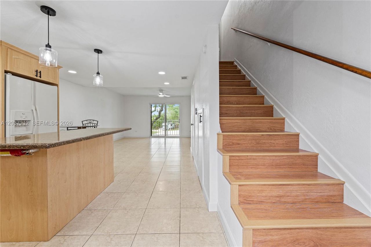 92550 Overseas Hwy , Unit 214, Tavernier, FL 33070 Photo