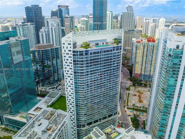 1300 Brickell Bay Dr , Unit 610, Miami, FL 33131