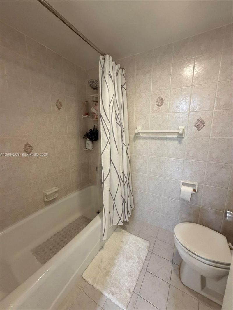 1965 S Ocean Blvd, Unit 208, Lauderdale by the Sea, FL 33062 Photo
