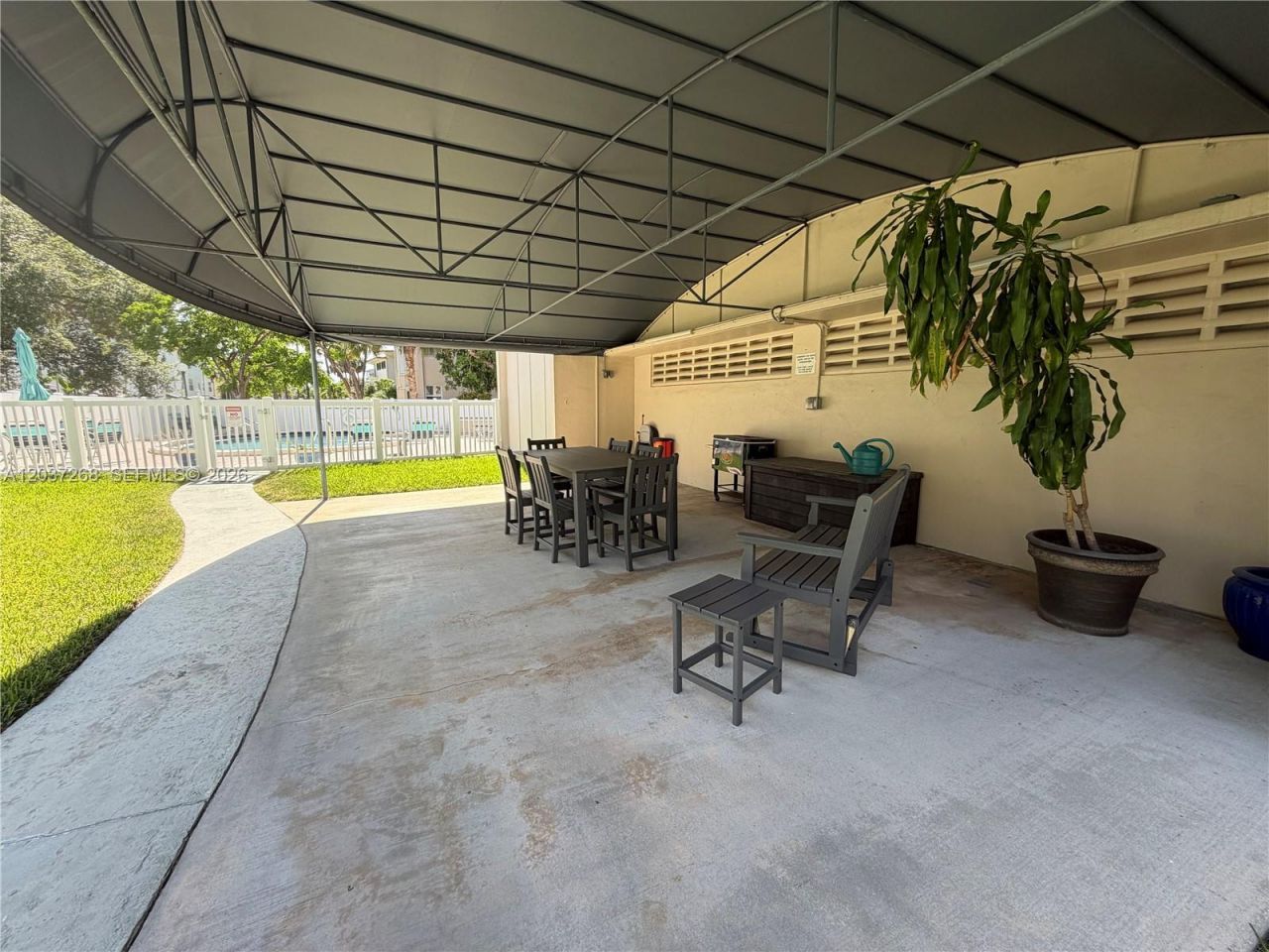 1965 S Ocean Blvd, Unit 208, Lauderdale by the Sea, FL 33062 Photo