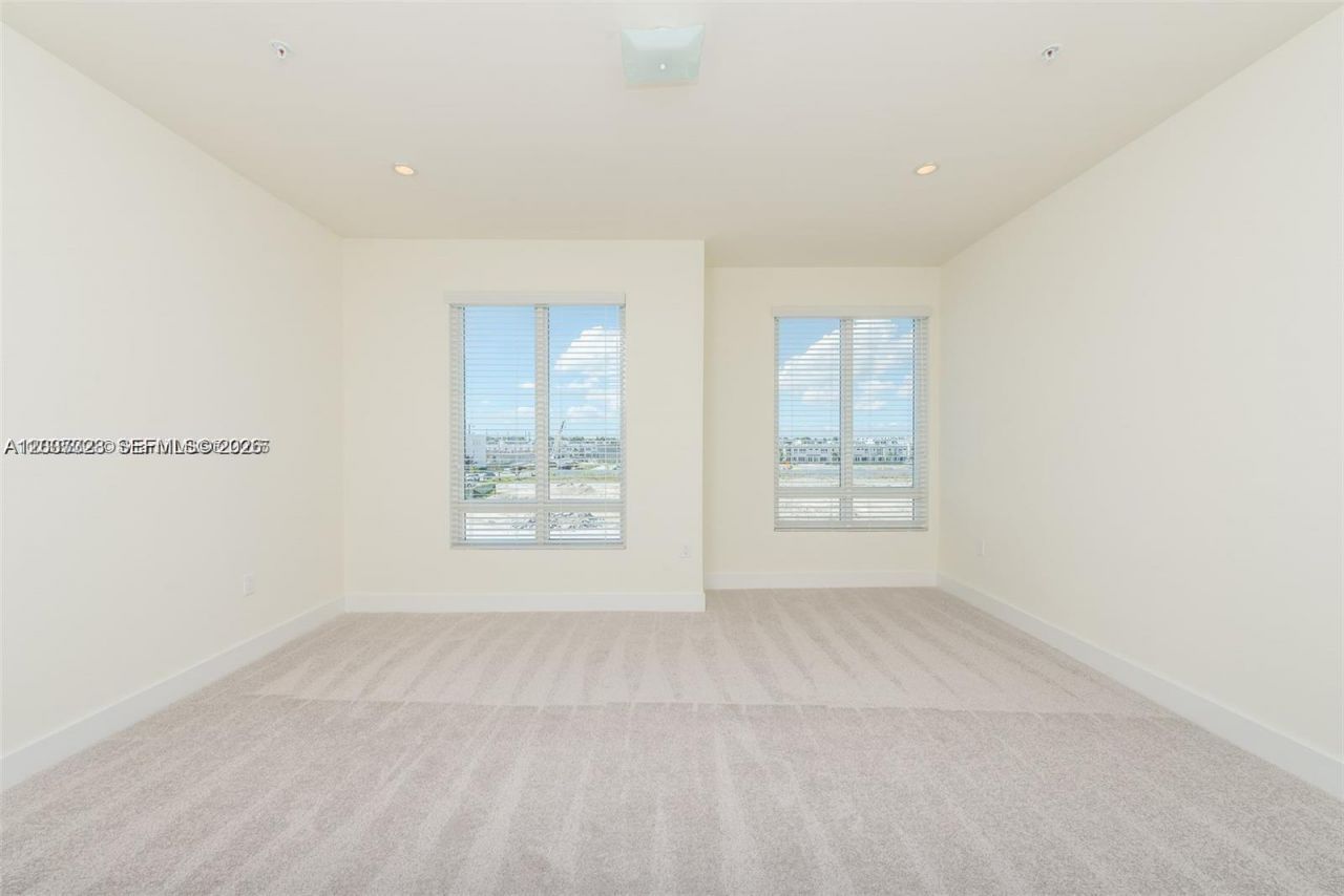 10245 NW 63rd Ter , Unit 201, Doral, FL 33178 Photo