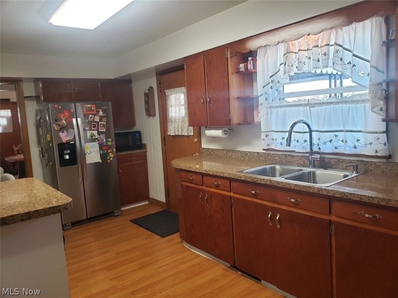 8157 Warren Sharon , Masury, OH 44438 Photo 9
