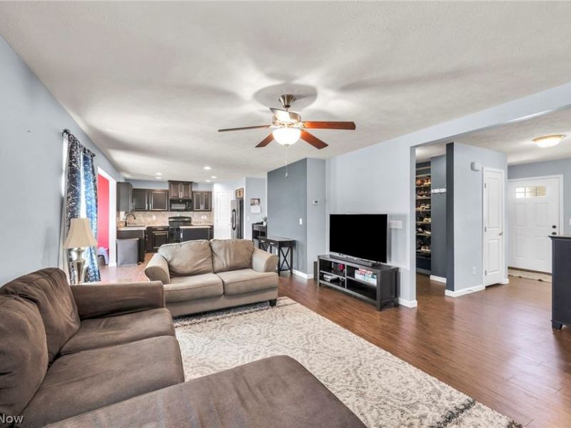 1570 Arbor Drive , Willoughby, OH 44094 Photo 8