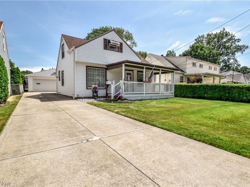 30104 Phillips Avenue , Wickliffe, OH 44092 Photo 2