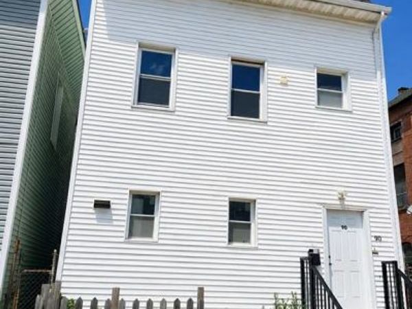 90 Pennsylvania Avenue, NEWARK, NJ 07114