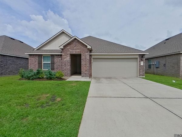 121 Yardley Court, Lafayette, LA 70507