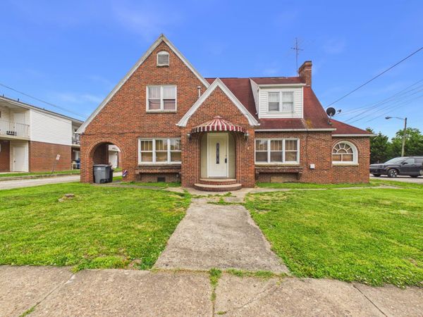1309 Smith Street, Milton, WV 25541