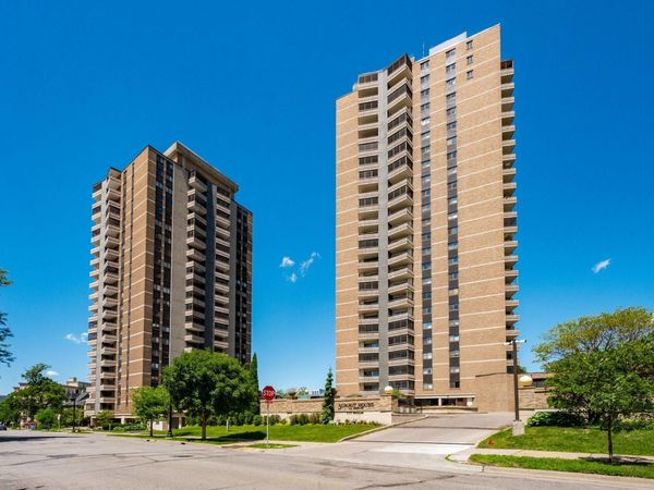 400 Groveland Avenue , Unit 809, Minneapolis, MN 55403
