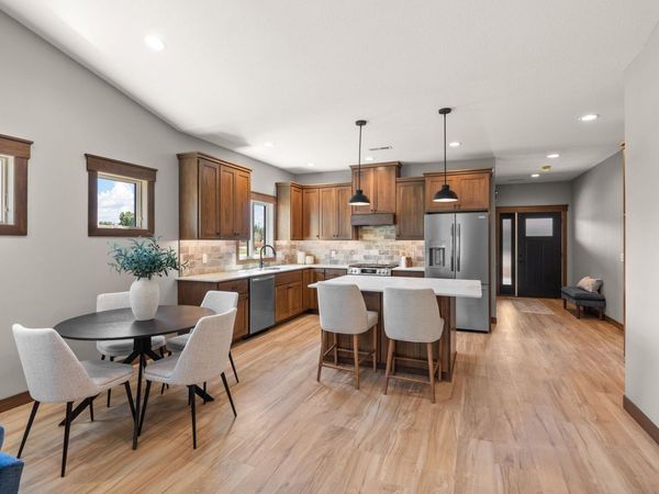 1060 Legend Lane, River Falls, WI 54022