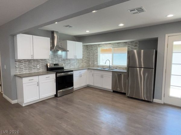 6 Brown Street , Henderson, NV 89015