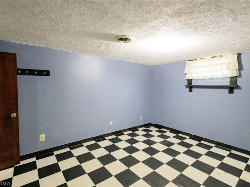 5050 Westbrook Street SE, Magnolia, OH 44643 Photo 37