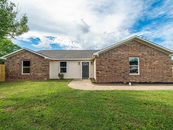 163 Eagle Pass Trail , Hot Springs, AR 71901