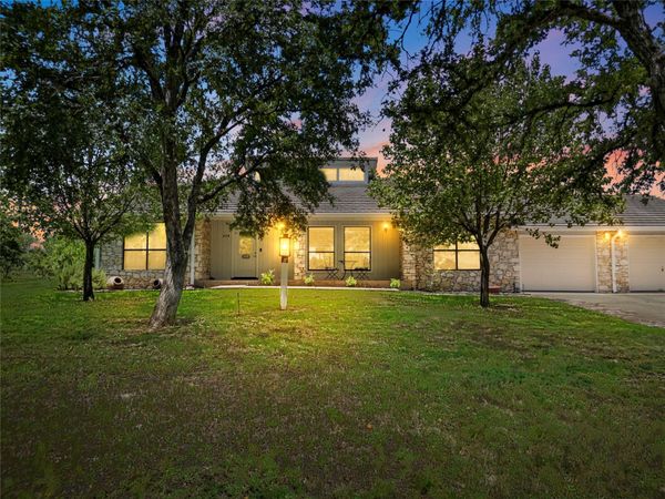 210 Teeoff , Unit B, Horseshoe Bay, TX 78657