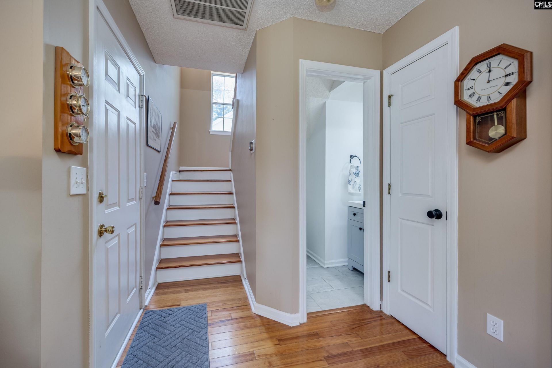 42 Upper Loop Way Photo 11