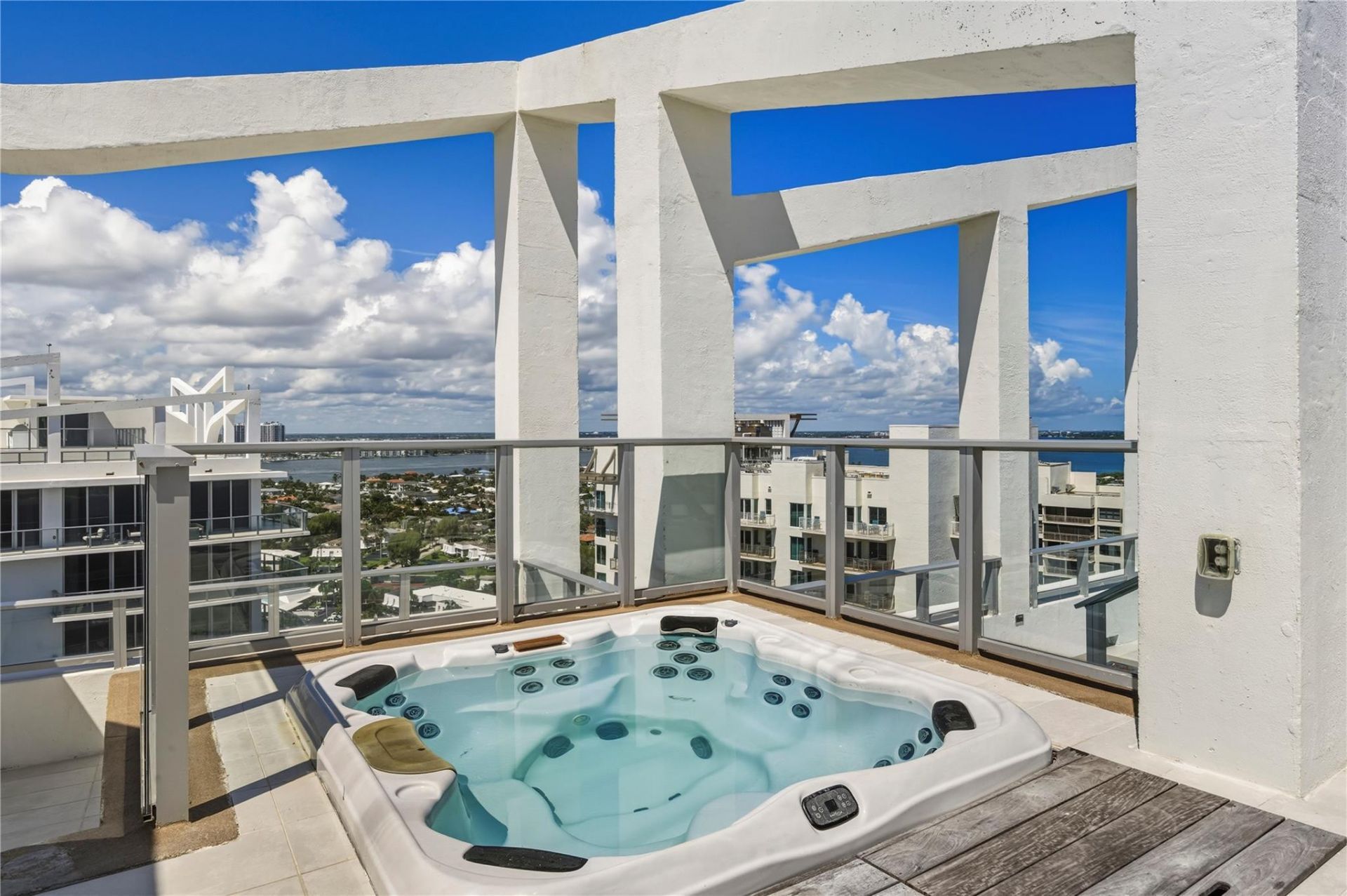 3100 N Ocean Drive, Unit Pph2, Riviera Beach, FL 33404 Photo