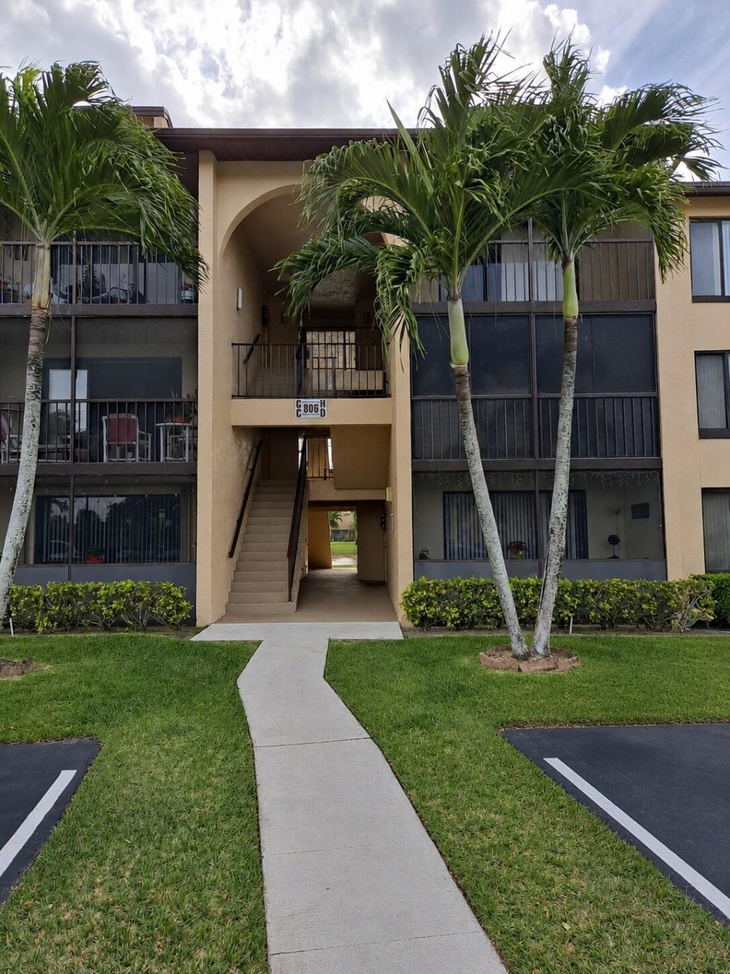 806 Sky Pine Way, Unit D2, Greenacres, FL 33415 Main Photo