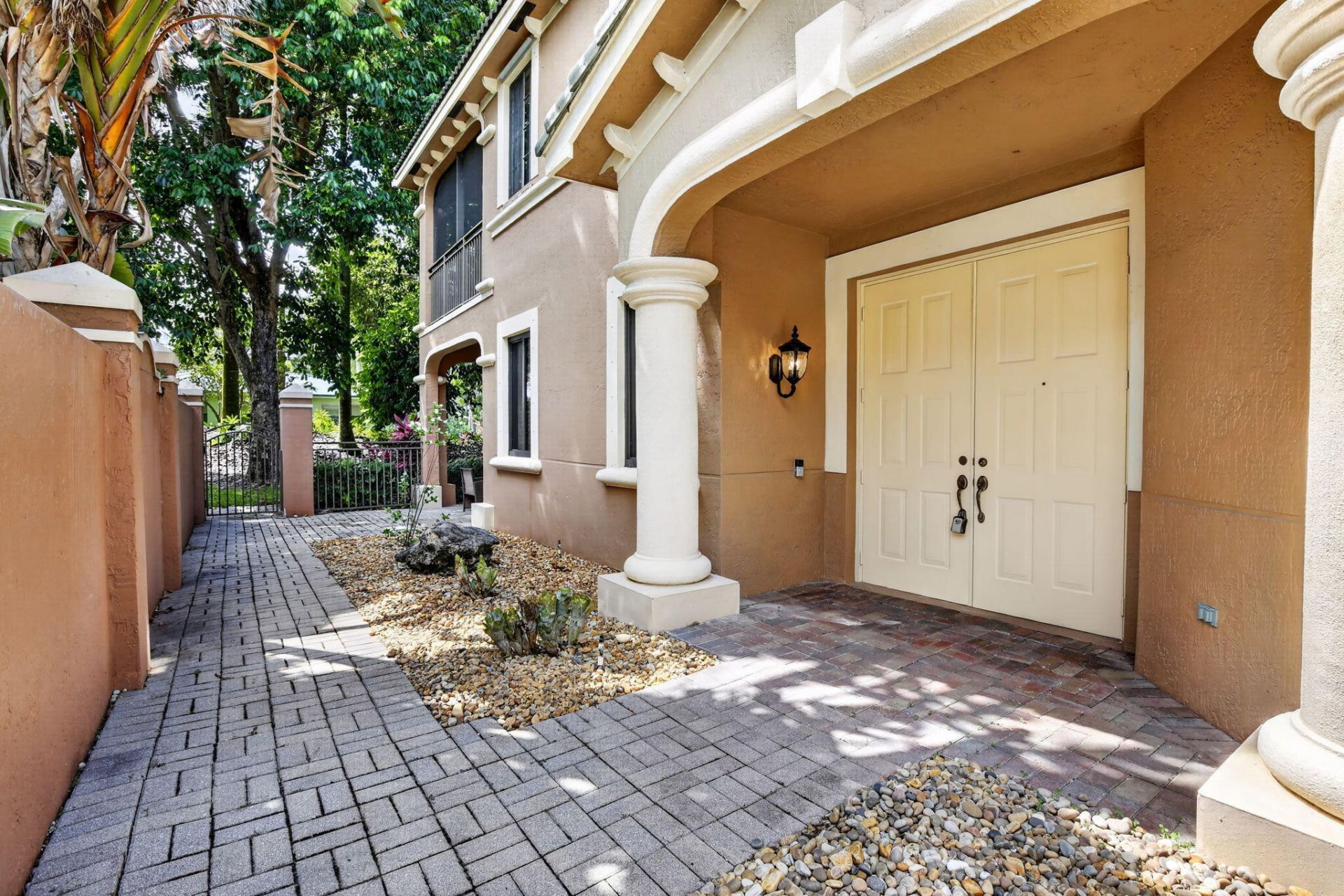 2883 Kinsington Circle, Weston, FL 33332 Photo