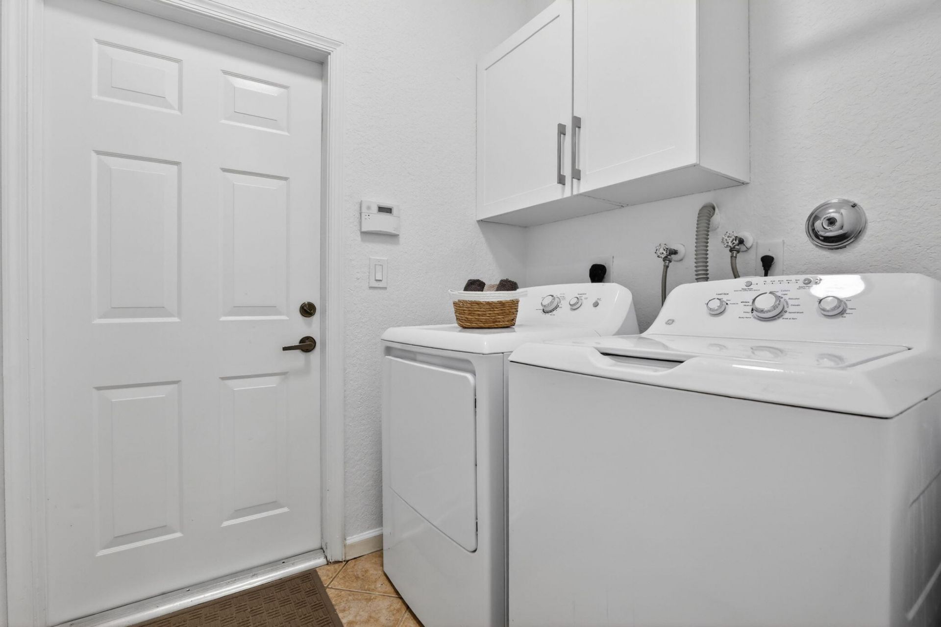 2883 Kinsington Circle, Weston, FL 33332 Photo